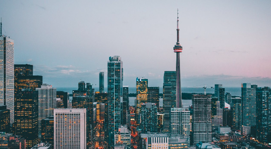 Toronto skyline at dusk