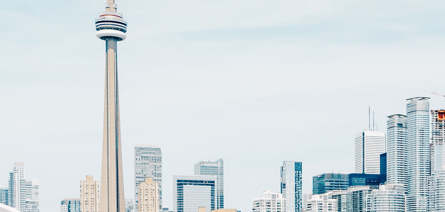 CN tower with Toronto backdrop